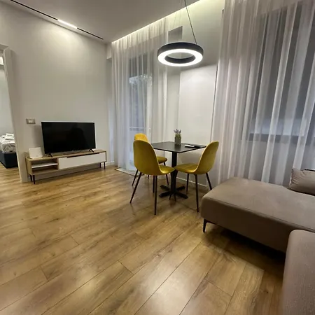Erinda Apartment *